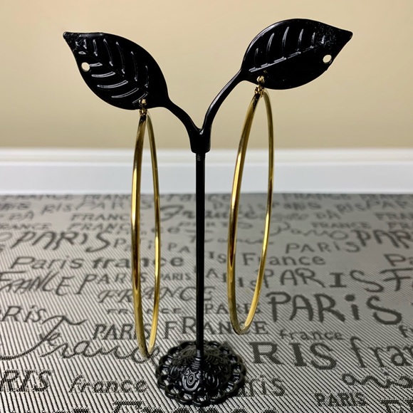 extra large hoop earrings in gold tone - Picture 1 of 6